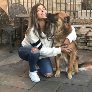 Meet your Posher, Sharon